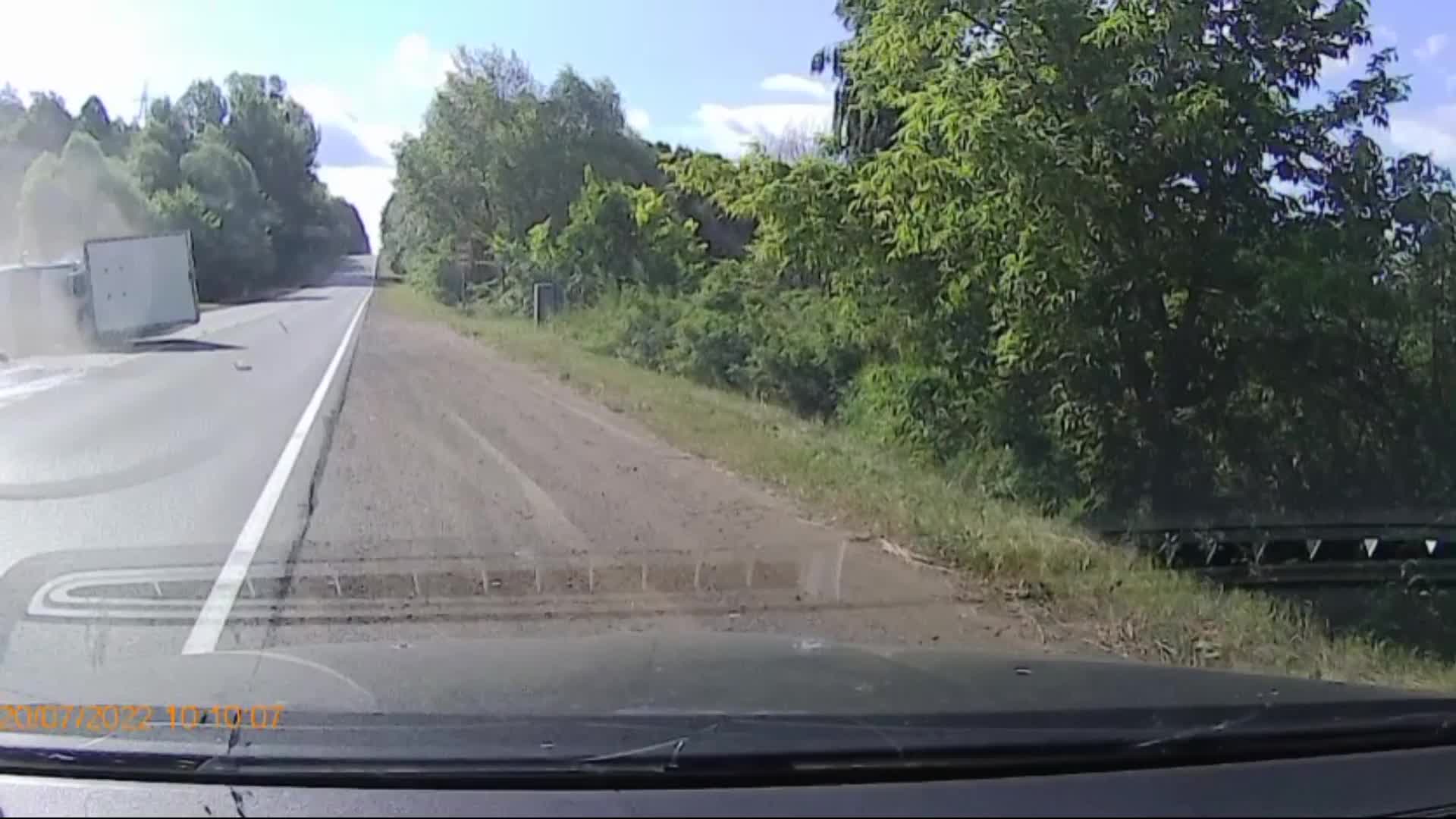 Опубликовано видео ДТП на трасе в Башкирии, в котором погибли отец и дочь,  21 июля 2022 - 21 июля 2022 - УФА1.ру