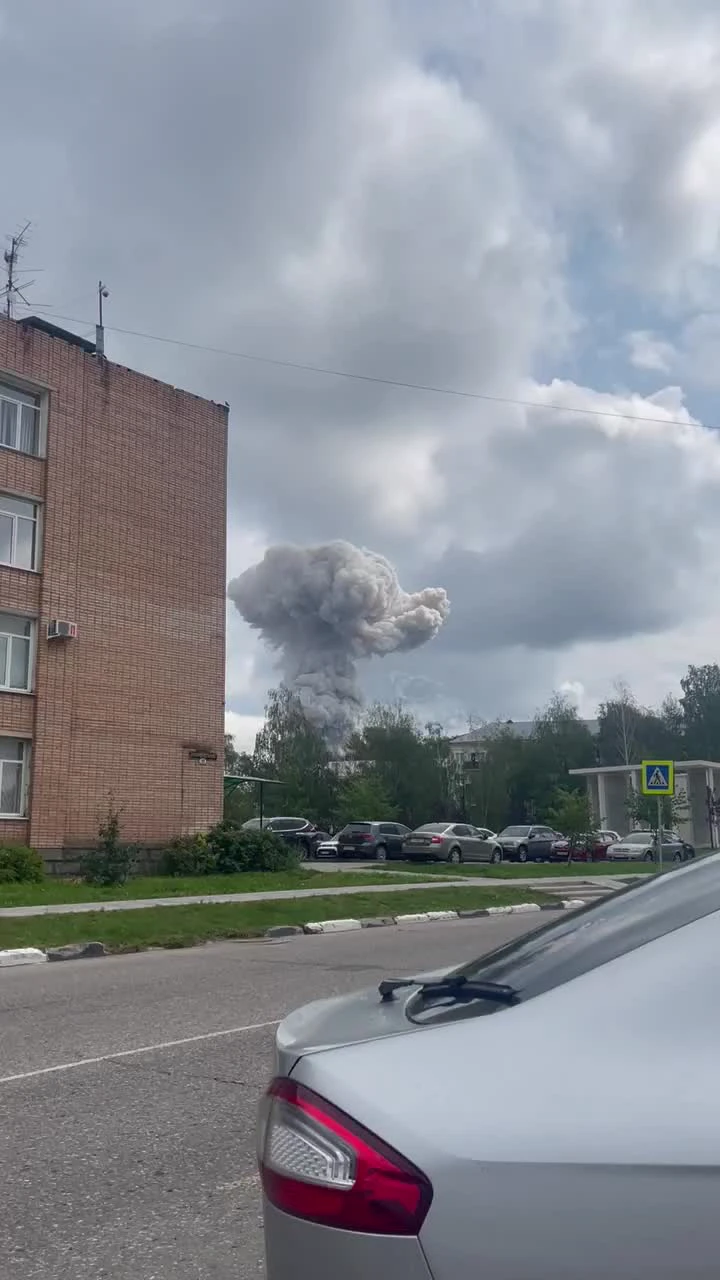 Взрыв на Загорском оптико-механическом заводе в Сергиевом Посаде: что  известно, пострадавшие - 9 августа 2023 - ФОНТАНКА.ру