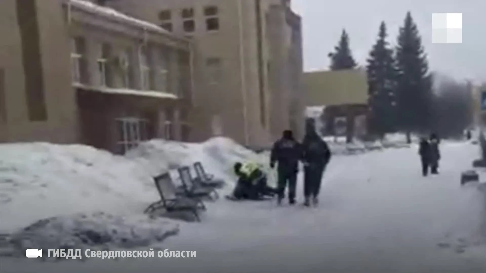 В Сухом Логе задержали пьяную женщину-водителя. Рейд ГИБДД в Свердловской  области - 10 марта 2022 - Е1.ру