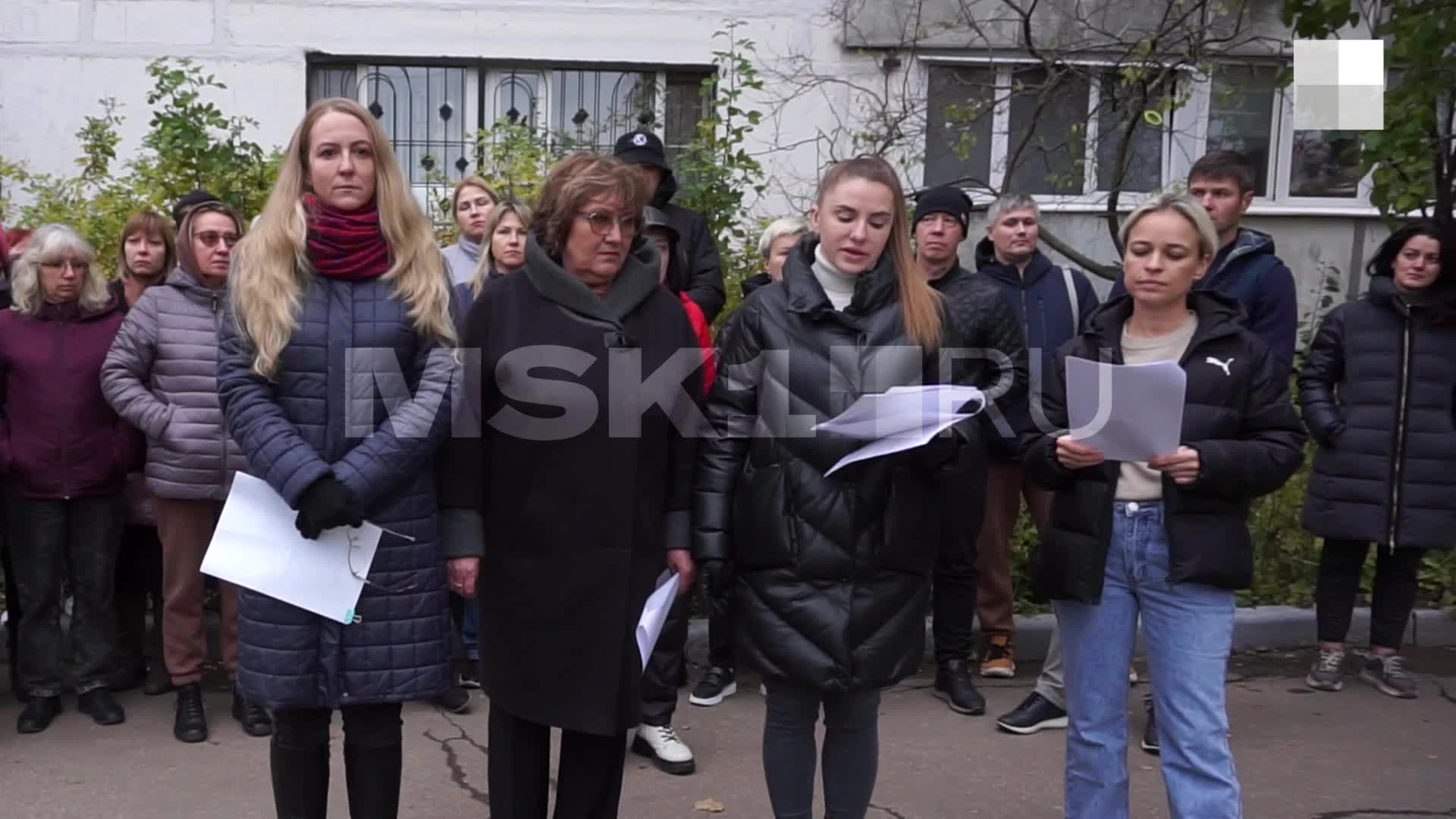 ЧП в Подмосковье: жители подмосковных Химок обратились к Владимиру Путину  из-за отсутствия отопления, коммунального коллапса и состояния микрорайона  Сходня - 26 октября 2023 - МСК1.ру